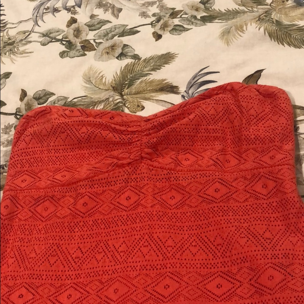 Sleeveless Roxy Dress - Picture 2 of 5